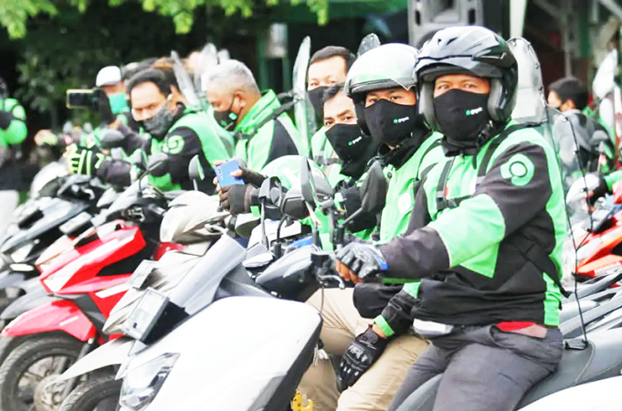 8월시위 국경을 넘은 연대… 말레이시아·싱가포르發 ‘온정의 주문’