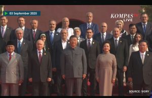 인도네시아 외교 원칙 ‘자유롭고 적극적인(Bebas-Aktif)’… 中 열병식 선 프라보워