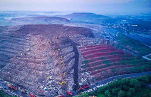 프라보워 대통령, ‘쓰레기 산’ 해결 위해 폐기물 발전소 34곳 조기 건설 지시