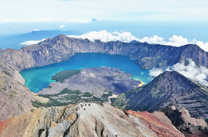 린자니 국립공원 입장료 인상, 외국인 하루 최대 25만 루피아