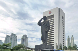 자카르타 명물 수디르만 장군 동상 이전 추진