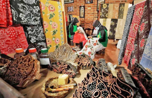 10월 2일은 바틱의 날 : 인도네시아의 혼이 깃든 직물, 세계를 수놓다