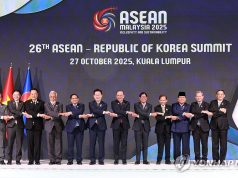 손 맞잡은 한-아세안 정상들