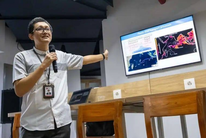 자카르타 하늘, ‘미세플라스틱 비’ 신종 대기오염 경고등