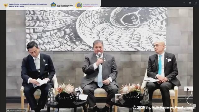 아일랑가 하르타르토 경제조정부 장관은 현지 시각 23일 요하네스버그에서 열린 화상 기자회견