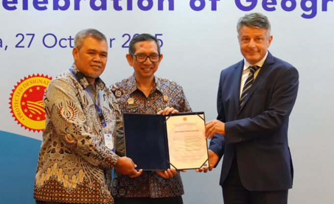 족자 꿀론 쁘로고 야자 설탕, 유럽연합 공식 인정받아