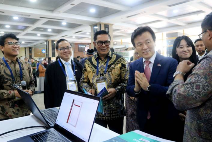 땅어랑시, 진주시와 손잡고 ‘스마트 교육 도시’로 도약