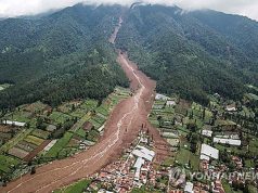 인니 자바섬 산사태 사망자 25명으로 늘어…실종자 72명