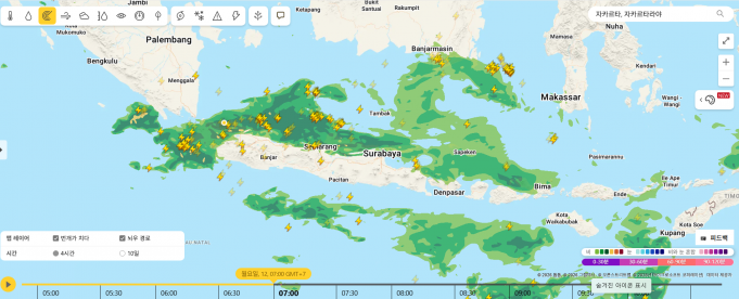 인도네시아 기상청, 12일부터 전국적 악천후 예고… “폭우 및 강풍 주의보 발령”
