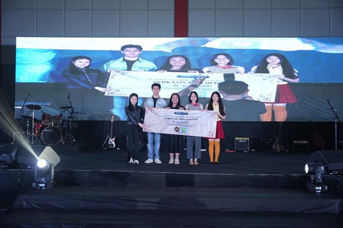 장벽 없는 음악, 하나 된 울림: 고교생들이 쏘아 올린 희망의 멜로디