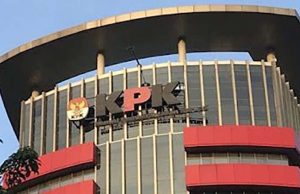 ‘前 노동장관 특보 금품수수’ 의혹 정조준… 블랙핑크 티켓·1만 불 수수 혐의 집중 추궁