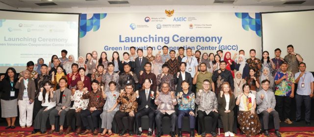 자카르타 ‘녹색혁신협력센터(GICC)’ 개소식 단체 사진. 2026년 2월 11일