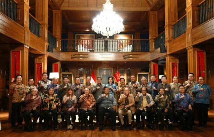 프라보워, 함발랑서 재계 소집… “전략 산업 중심 신규 일자리 창출 총력” 주문