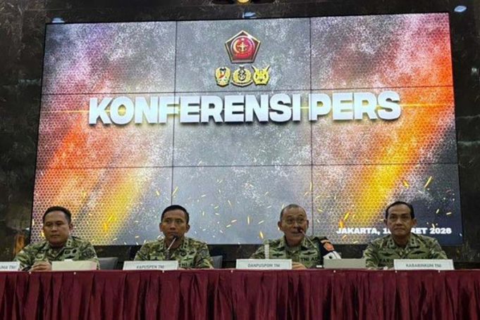 인권 활동가 염산 테러 사건, TNI 소속 군인 4명 공식 구속…범행 동기 수사 중