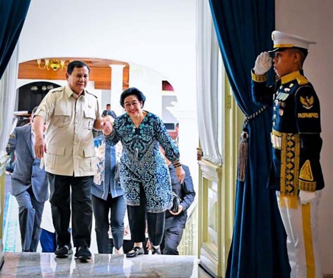 프라보워, 메가와티 전 대통령과 회담… “국가 지도자 간 우의 강화”