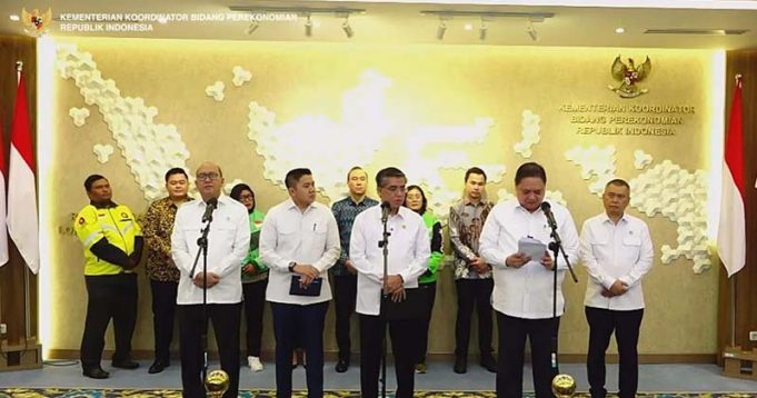 정부, 사업주에 엄중 경고… “종교절 상여금(THR) 7일 전 전액 지급 의무화, 분할 불가”