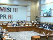 인도네시아 국회, 인권활동가 산성액 테러 규탄 및 철저 수사 촉구