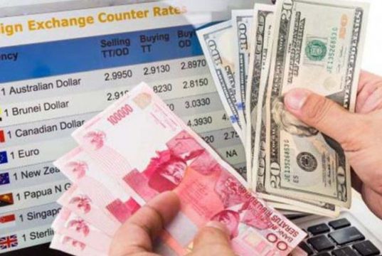 루피아 환율, 사상 최악의 약세… 달러당 17,500루피아 심리적 저항선 붕괴