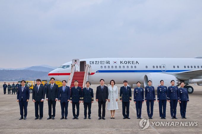 대통령 새 전용기 ‘신형 공군 2호기’ 인도네시아까지 직항
