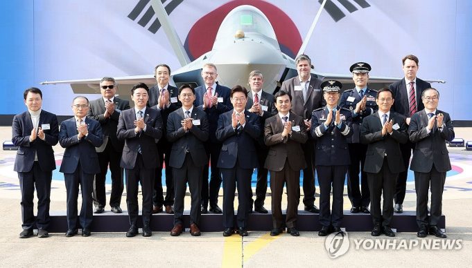 李대통령 콤파스 인터뷰 “韓-인니 전투기 공동개발 세계 모범”