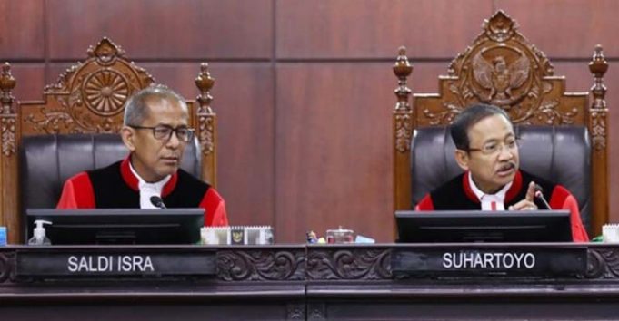 헌법재판소, 국회의원 종신연금 위헌 결정… 정부·국회에 2년 내 새 법률 마련 명령