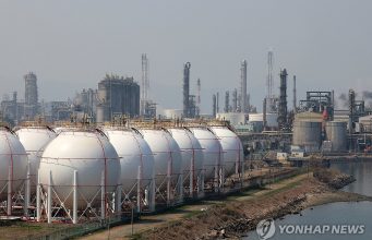 한국, ‘산업의 쌀’ 나프타 수출 전면금지…전량 내수 전환