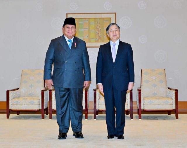 프라보워 수비안토 대통령은 2026년 3월 30일 월요일 도쿄 일본 황궁에서 나루히토 일왕을 예방했다. 사진 BPMI Setpres.