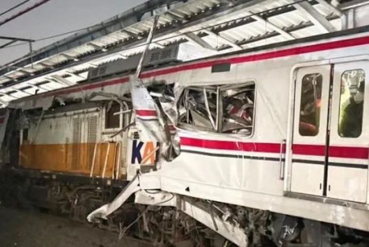 열차 참사 희생자 전원 여성 전용 객차… 철도 안전 인프라에 4조 루피아 투입