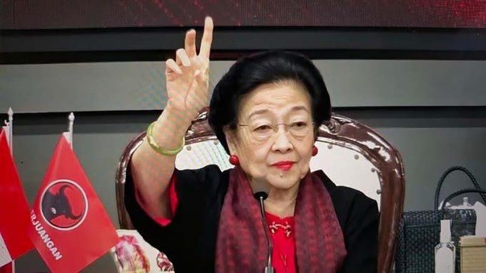 “야당으로서 국민 삶 살피고 기강 확립하라” 메가와티 총재, 엄중 경고