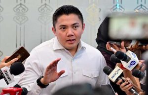 ‘각료 급여 25% 삭감’ 만지작… 테디 사무처장 “수일 내 회의서 논의”