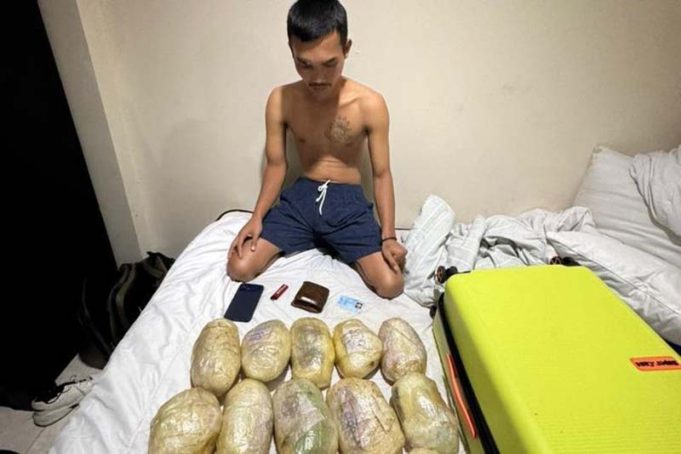 인니 경찰청, 끌라빠 가딩 아파트서 29.4kg 필로폰 창고 적발… 유통책 2명 체포