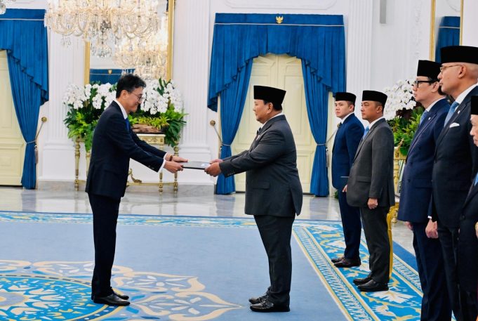 (영상) 윤순구 주인니 대사, 부임 6개월 만에 프라보워에 신임장 제정