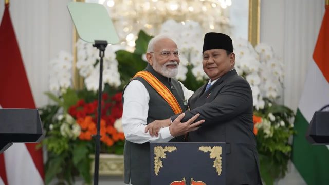 Presiden Prabowo Subianto menerima kunjungan Perdana Menteri India Narendra Modi di Istana Merdeka, Jakarta