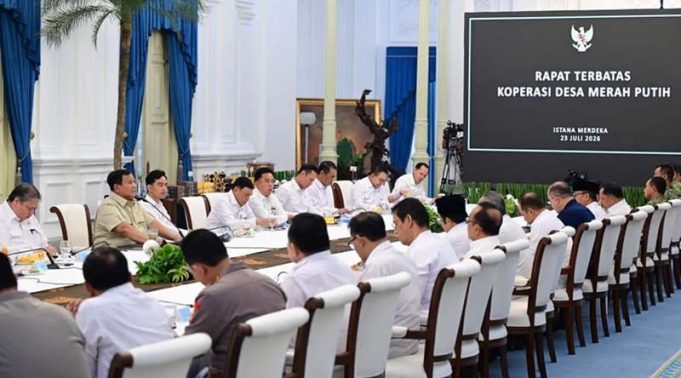 프라보워 대통령, TNI·경찰 포함 전 부처에 ‘적백 협동조합’ 전폭 지원 지시