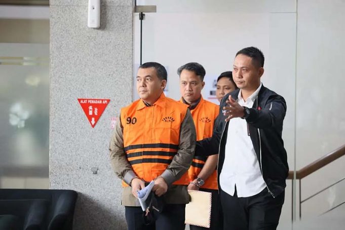 KPK, 자카르타 출입국관리사무소 동시 압수수색… 실미 카림 전 차관 ‘외국인 체류 허가 갈취’ 수사 급물살