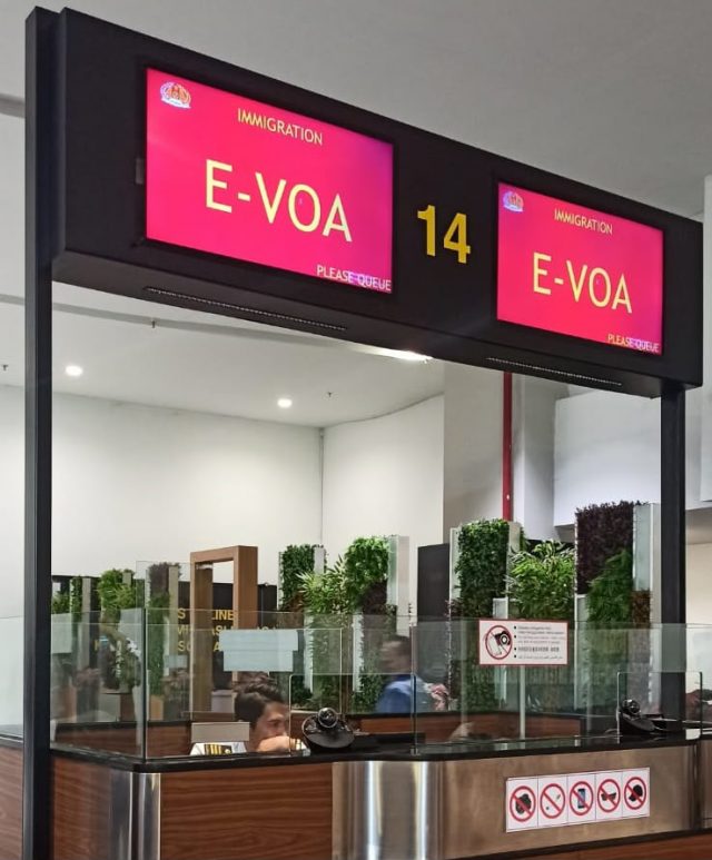 인도네시아 도착비자 창구 Layanan Visa on Arrival (Foto Dok. Ditjen Imigrasi)