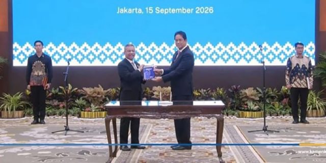 재무장관 이취임식 Menteri Keuangan dari Purbaya Yudhi Sadewa kepada Suahasil Nazara di Kompleks Kementerian Keuangan