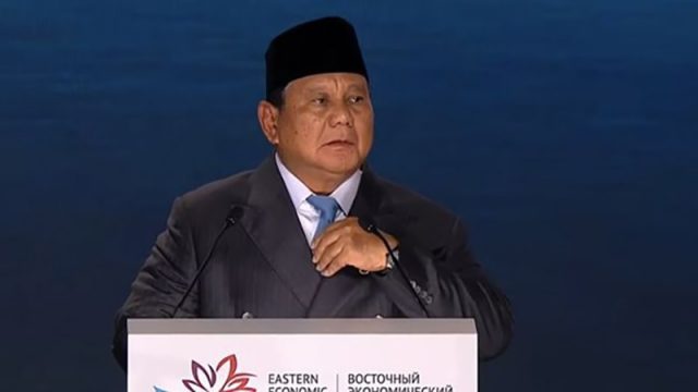 프라보워 대통령은 러시아 블라디보스토크에서 열린 제11차 동방경제포럼(EEF) 본회의 연설