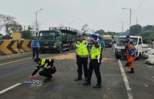 인도네시아 치풀라랑 고속도로서 차량 15대 연쇄 추돌… 트럭 제동 불량이 원인 추정